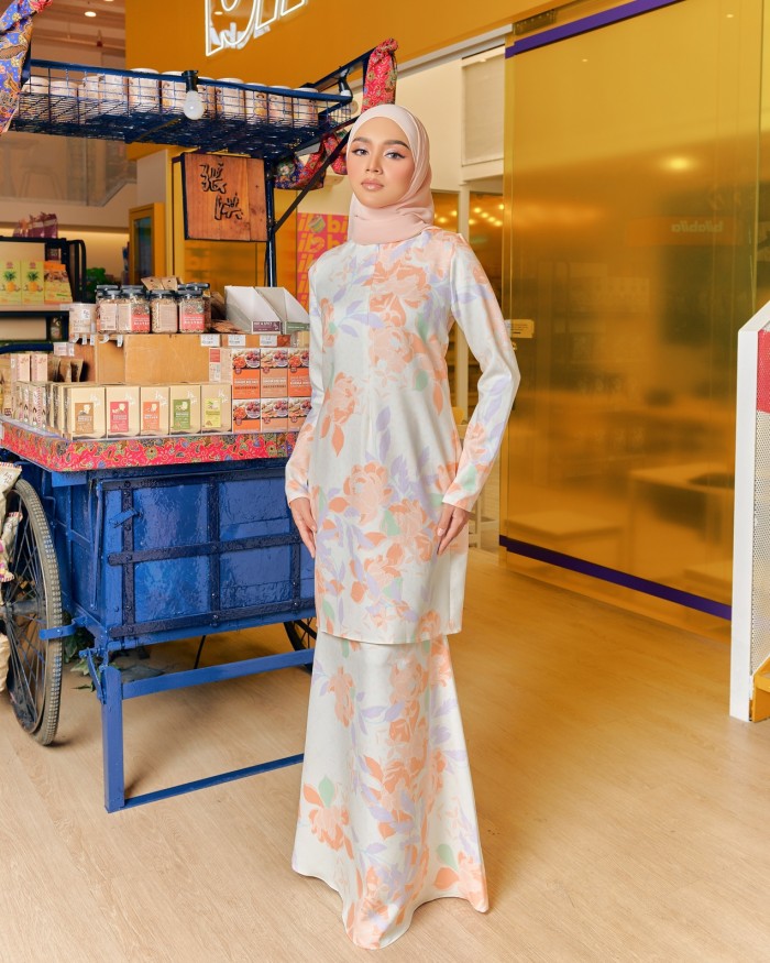 GRACE KURUNG - SOFT ORANGE