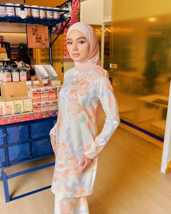 GRACE KURUNG - SOFT ORANGE