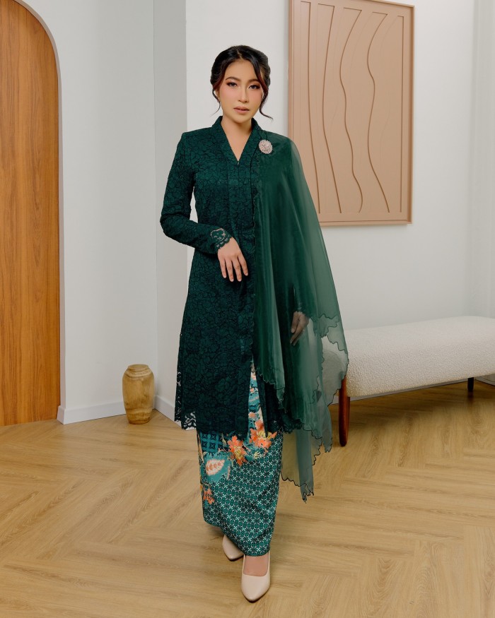 WIDURI KEBAYA - EMERALD GREEN