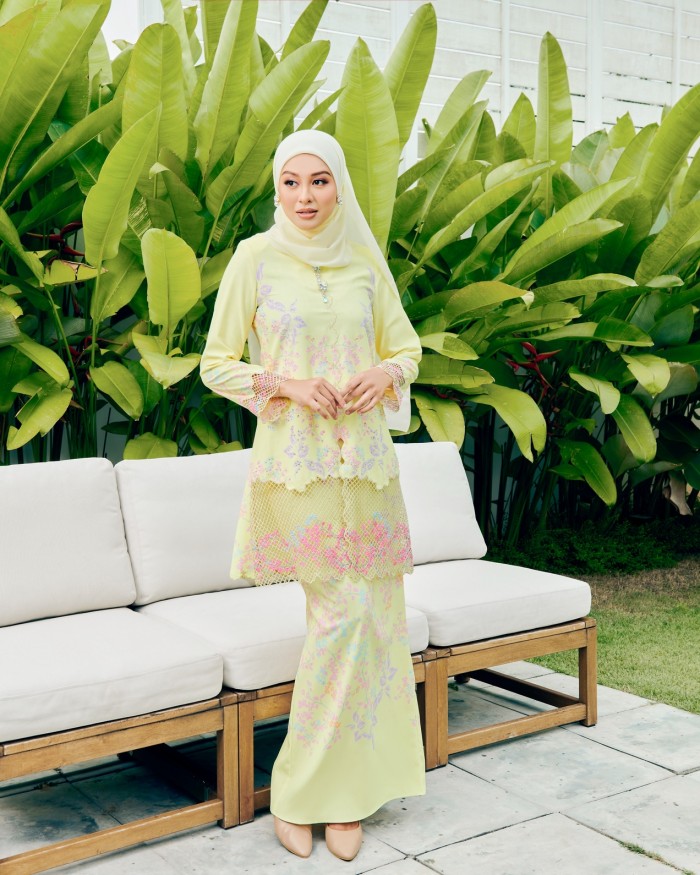 NATASHA KURUNG - SOFT YELLOW