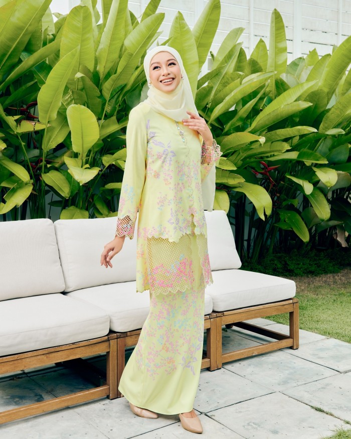 NATASHA KURUNG - SOFT YELLOW