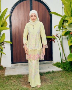 NATASHA KURUNG - SOFT YELLOW