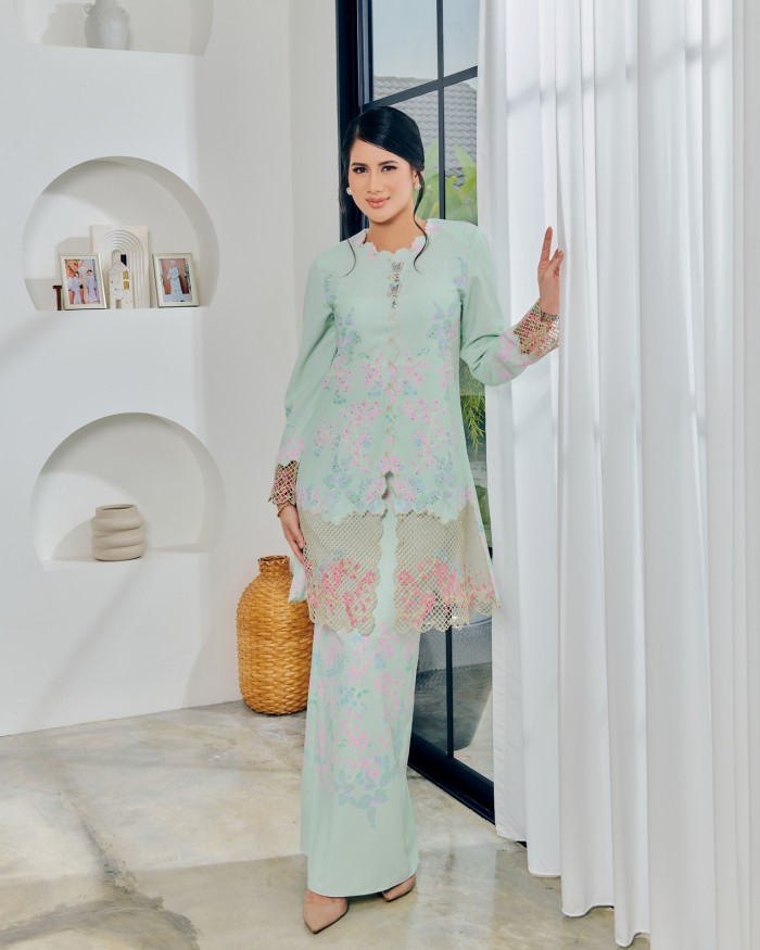 NATASHA KURUNG - MINT GREEN