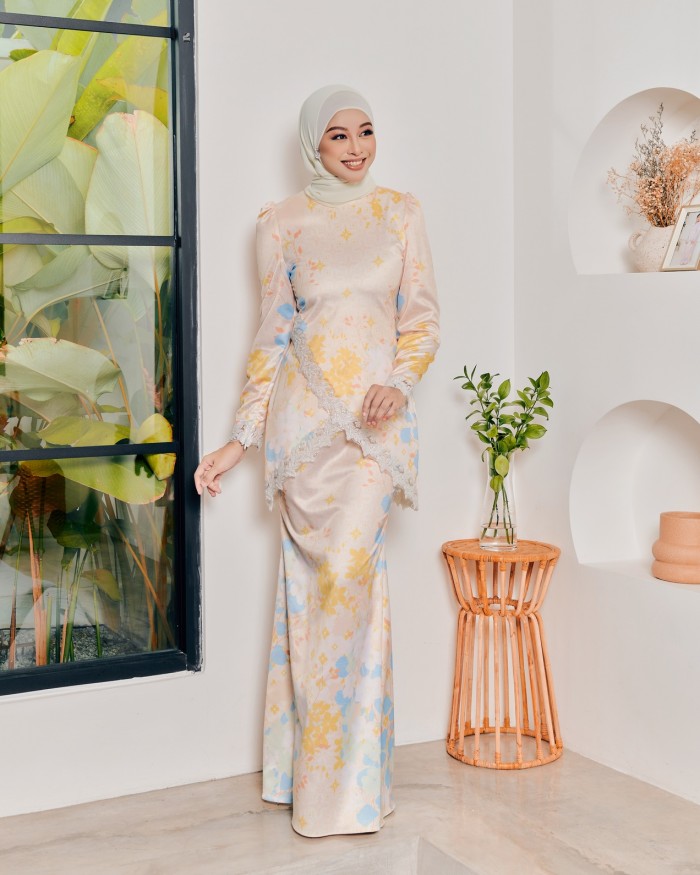 DHEA KURUNG - NUDE CREAM