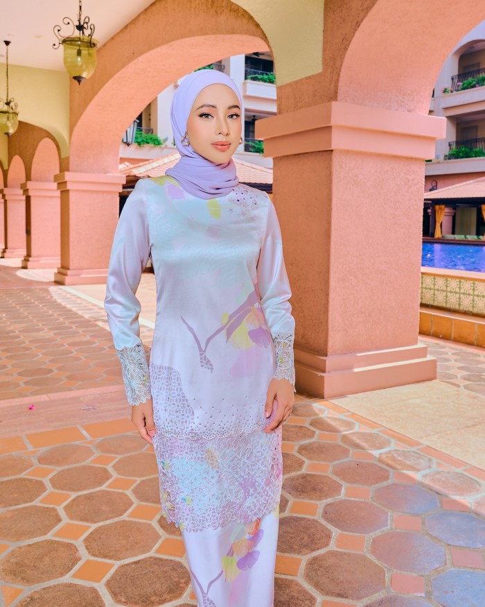 MELIA KURUNG - PASTEL  PINK