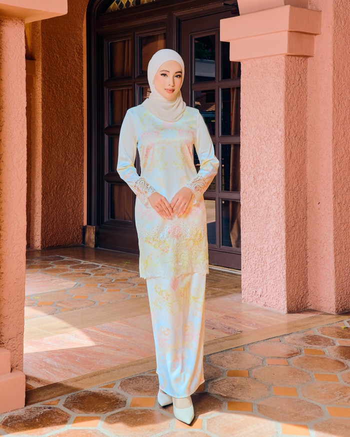 ALICE KURUNG - CHAMPANGE GOLD