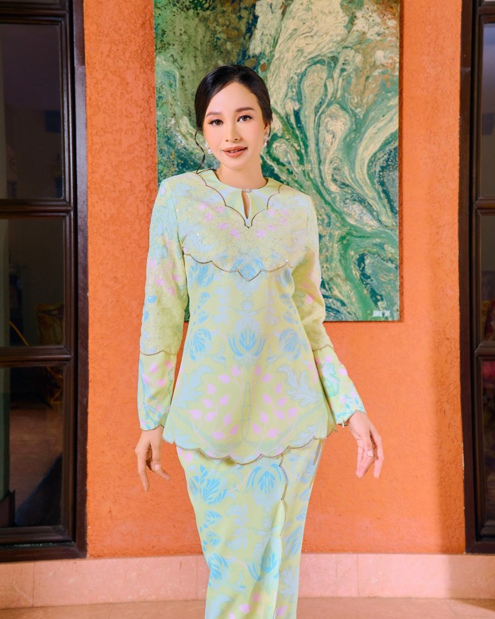 FELECIA KURUNG - SOFT YELLOW