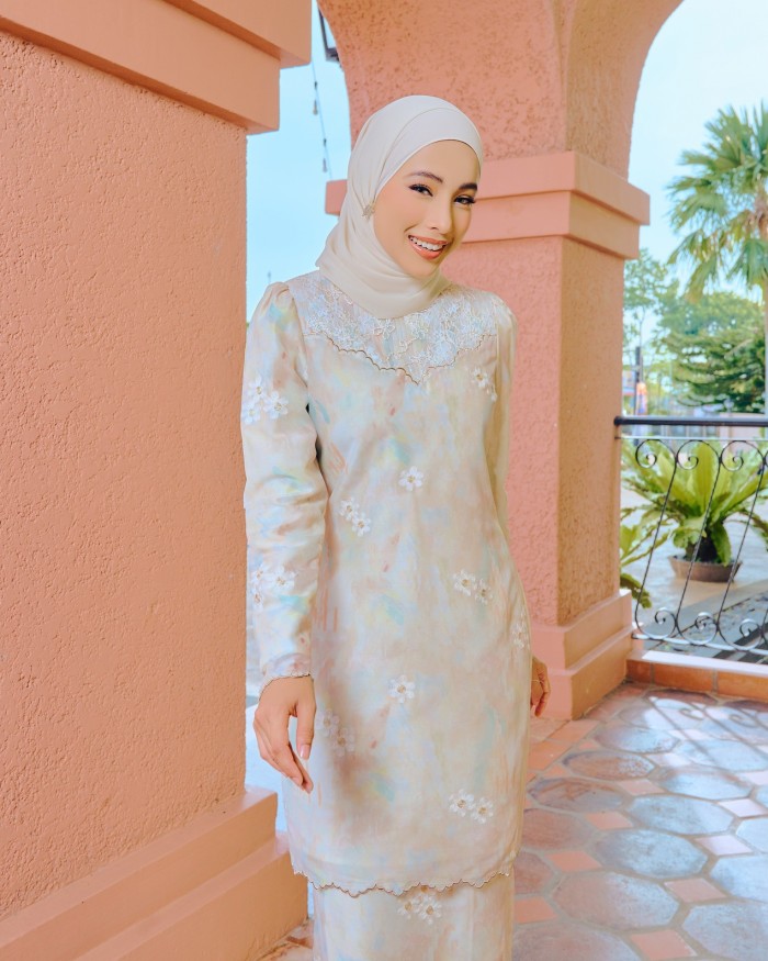 SARA KURUNG - CHAMPANGE BEIGE