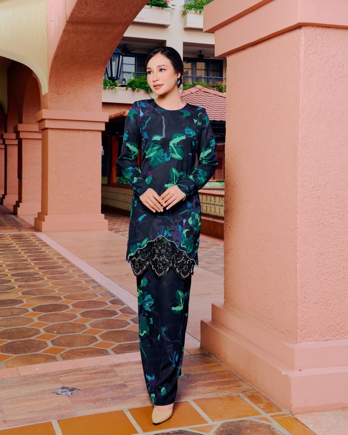 QASRINA KURUNG - DARK GREEN