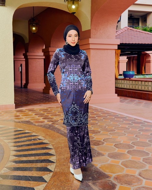 JULIA KURUNG - NAVY BLUE