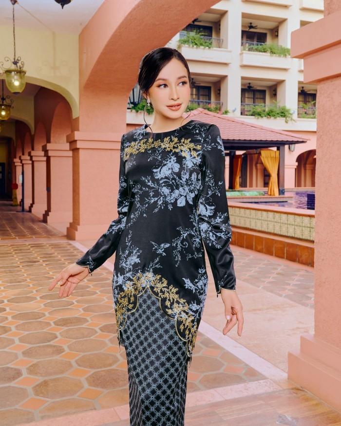 OPHELIA KURUNG - BLACK