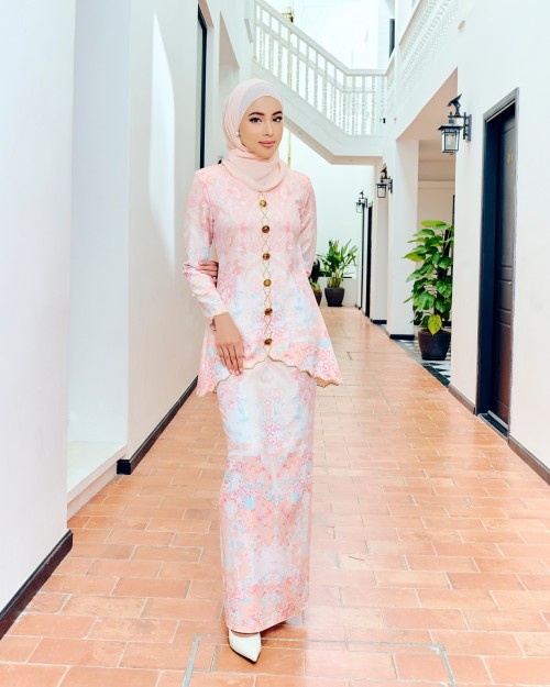 LESTIA KURUNG - NUDE PEACH