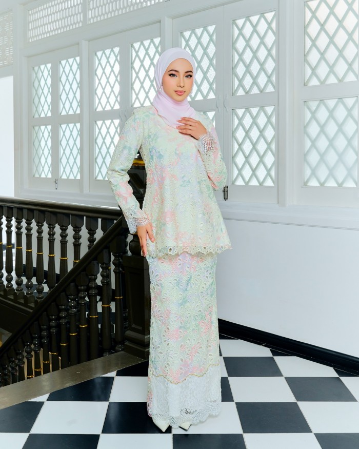 AVIANNA KURUNG - CREAMY PASTEL