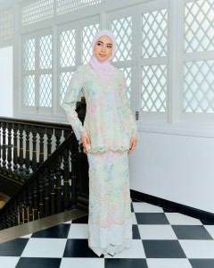 AVIANNA KURUNG - CREAMY PASTEL