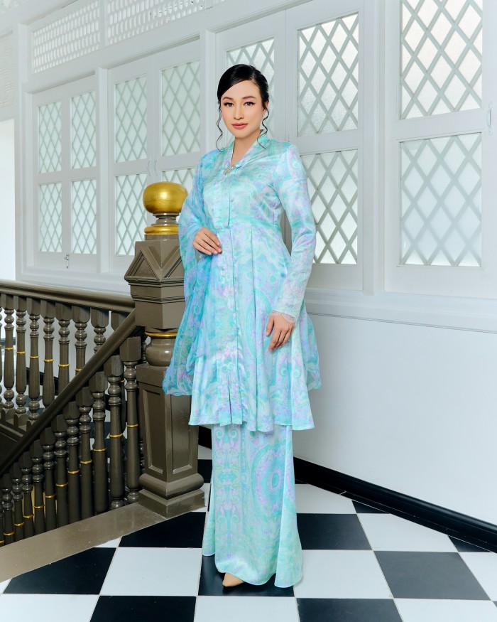 RAHEERA KEBARUNG - TURQUOISE BLUE