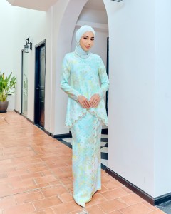 CYNTHIA KURUNG - MINT GREEN