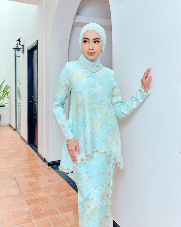 CYNTHIA KURUNG - MINT GREEN