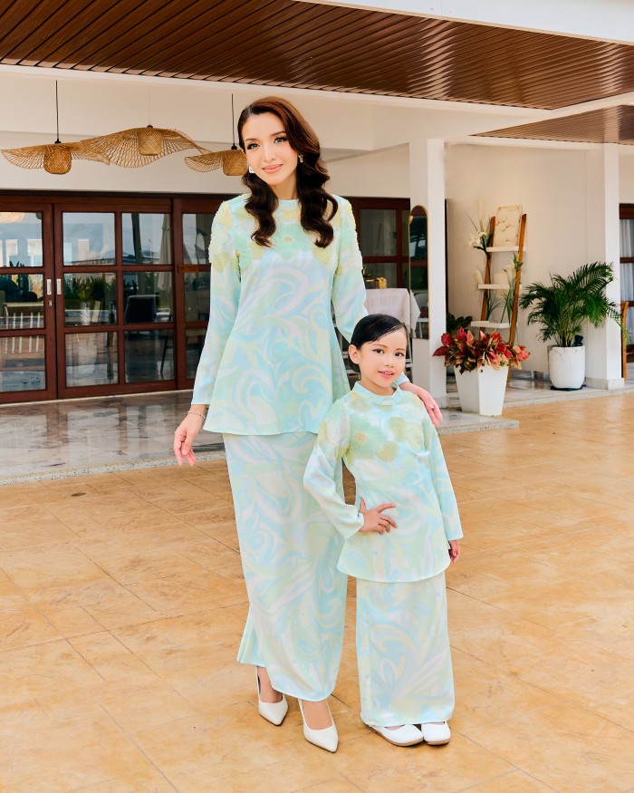 ELSA KURUNG - BLUISH MINT