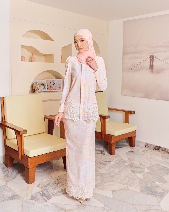 ESTINA KEBAYA - NUDE PINK