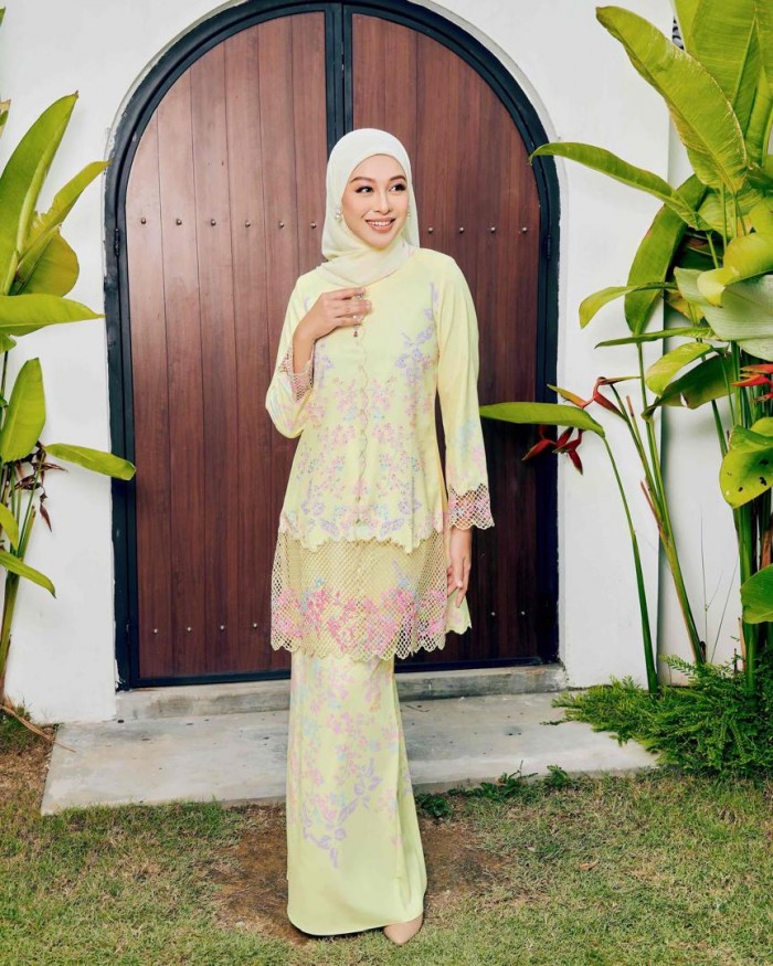 NATASHA KURUNG - SOFT YELLOW