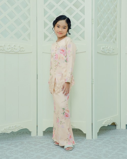 FLORESA KURUNG (KID) - SOFT PEACH FLORESA KURUNG (KID) - SOFT PEACH